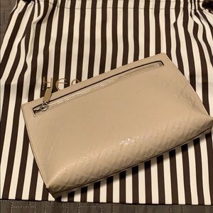 NWOT Henri Bendel clutch
